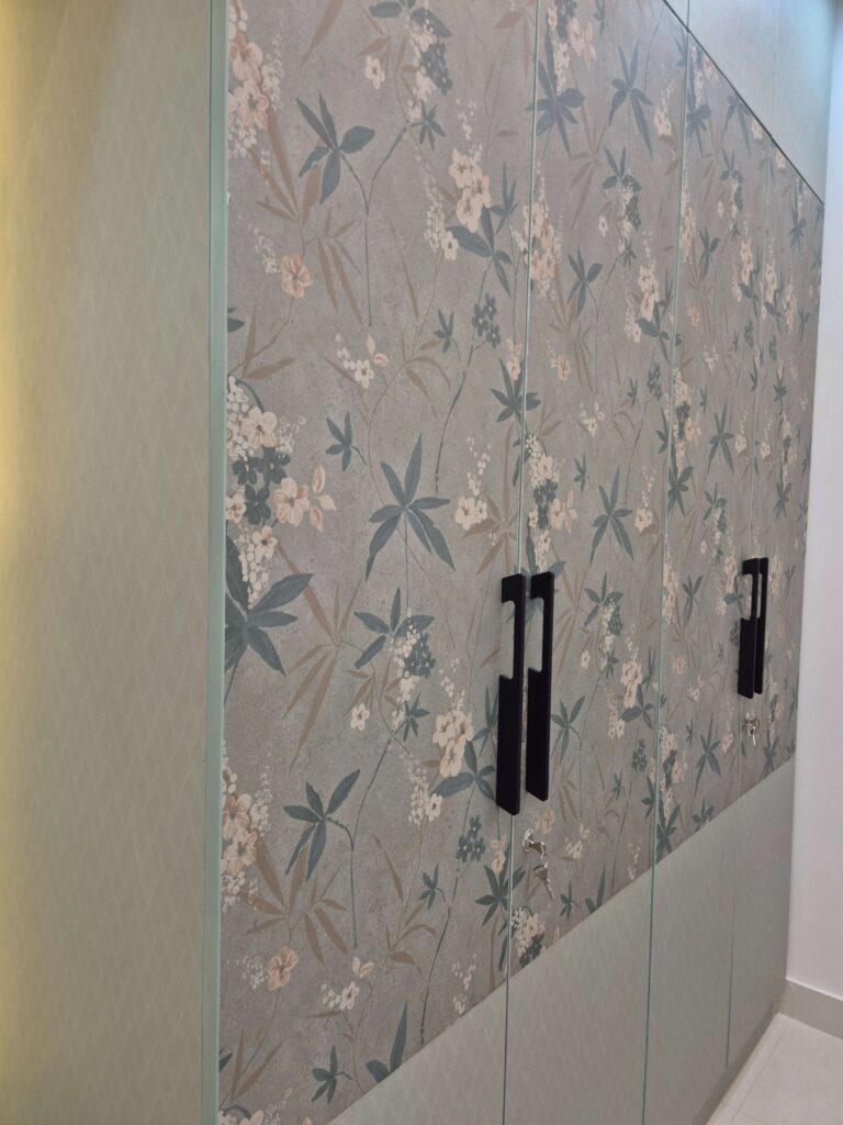 Modern Wardrobe design