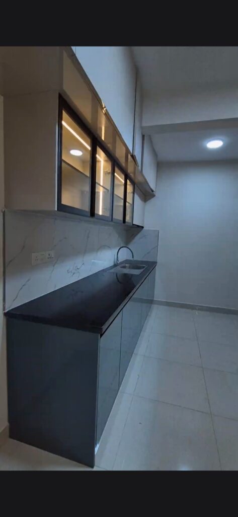 Minimalist kitchen design Cross view